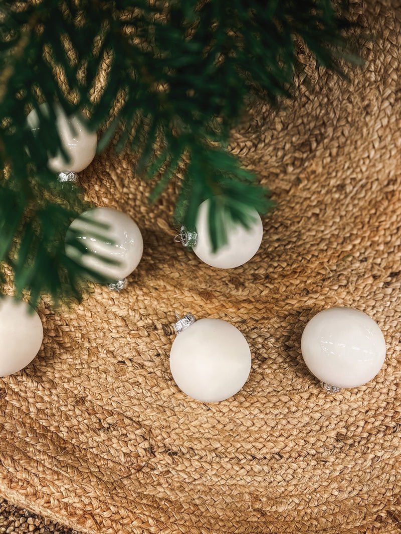 Christmas Balls 16-pack